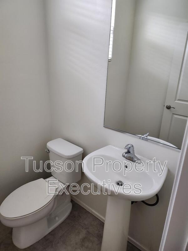 Building Photo - 6391 E Calle Hora Cero