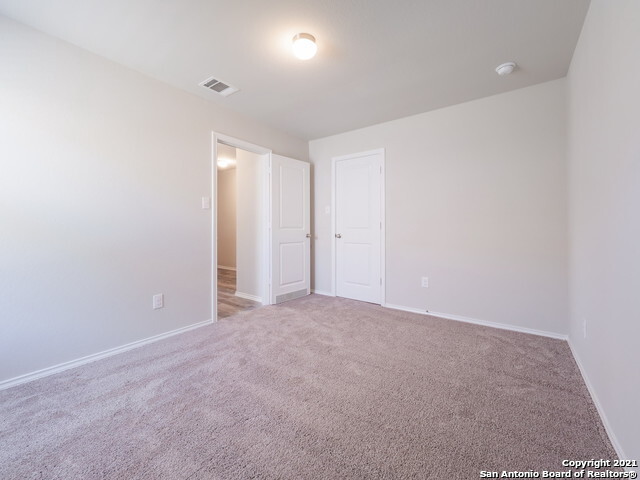 Building Photo - 2852 Rosefinch-