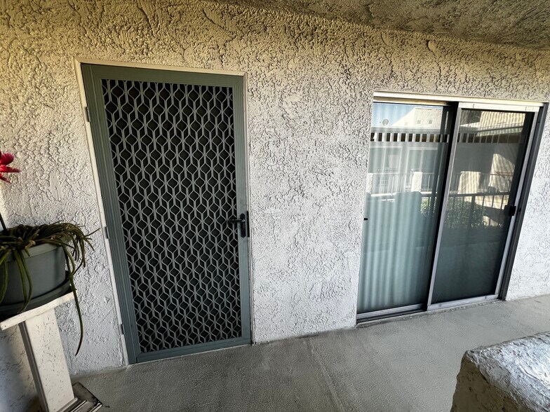 Building Photo - 3649 Glendon Ave