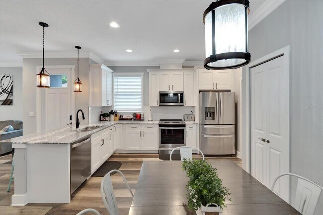 Building Photo - 3002 E 38th Ave