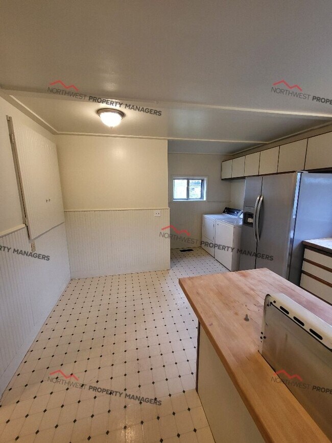 Building Photo - STATUS: *PENDING APPLICATION*  | R273B | $1895 + $100 flat rate water/sewer