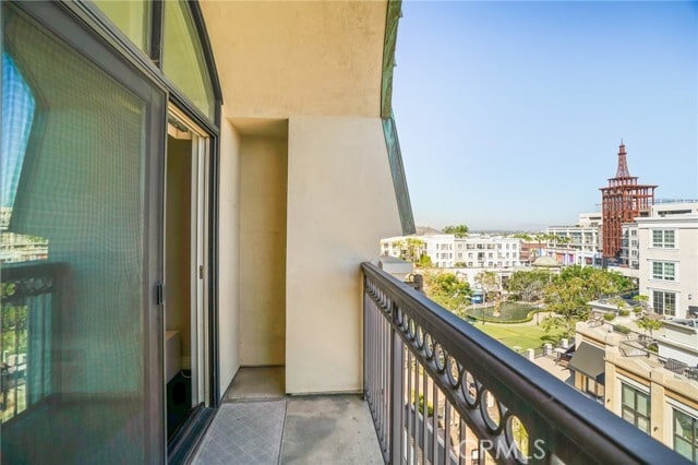 Building Photo - 603 Caruso Ave