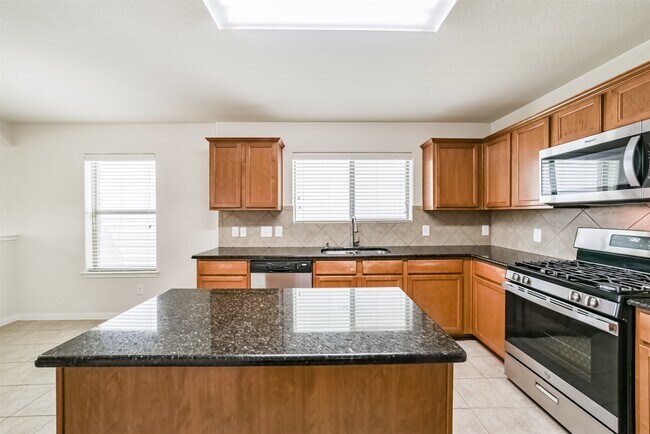 Building Photo - 21323 Slate Crossing Ln