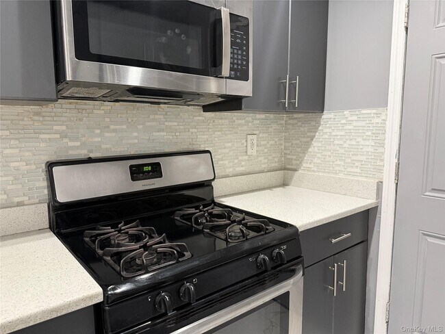 Building Photo - 114-60 226th St