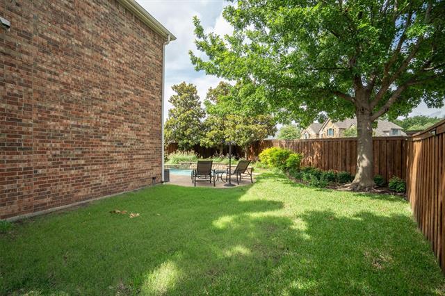 Building Photo - 6032 Sterling Dr