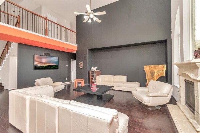 Building Photo - 6915 Moreleigh Branch Dr