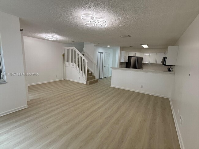 Building Photo - 973 Imperial Lake Rd