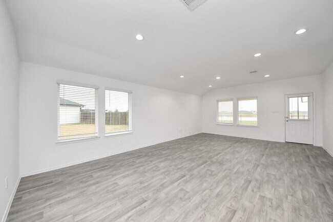 Building Photo - 1310 Bison View Ln