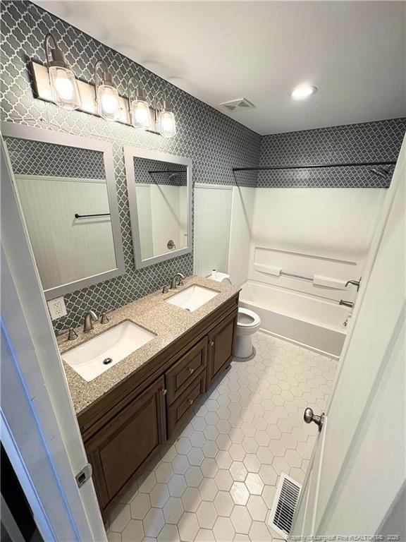 Building Photo - 5200 Sundown Dr