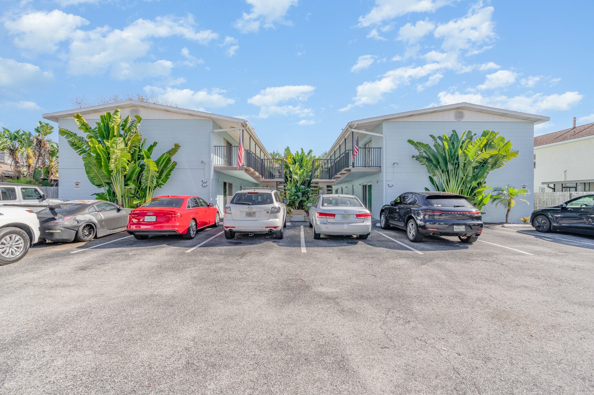 Building Photo - 279 S Brevard Ave