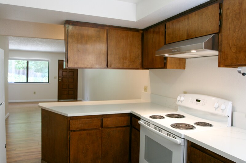 Building Photo - 1519 Farm Bureau Rd