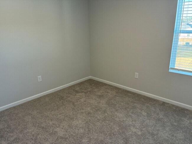 Building Photo - 5 Bedroom 2.5 Bathroom Home in Sunfish Cove in Sunset Beach, NC