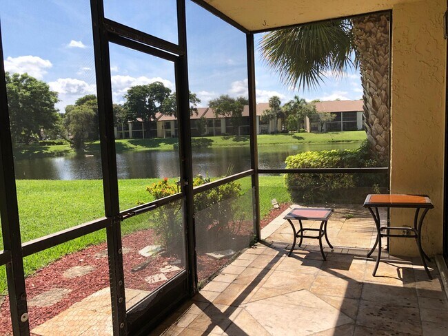 Building Photo - 1244 S Military Trail