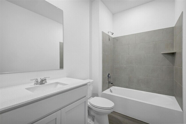 Building Photo - 1328 Francesca Dr