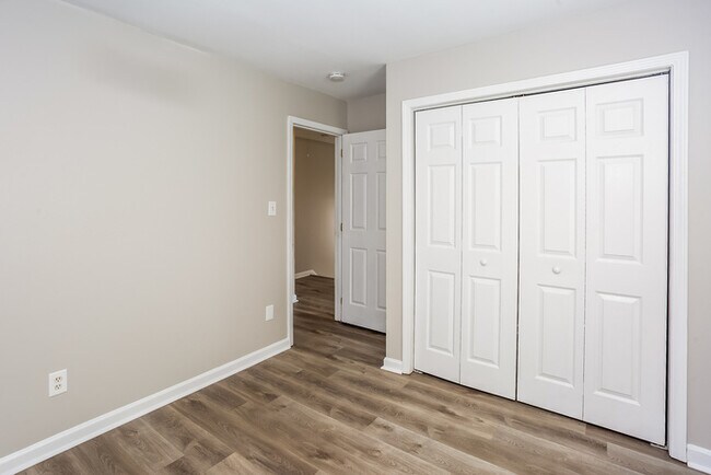 Building Photo - 9039 Silver Coach Ln