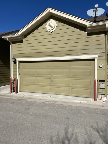 Oversized double garage - 16155 W 62nd Ln