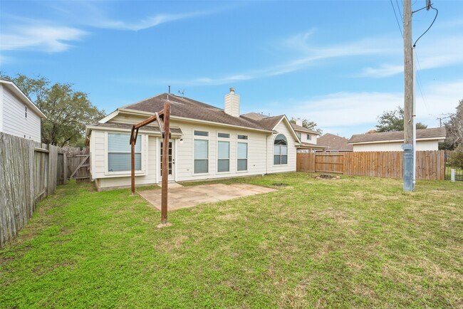 Building Photo - 11030 Desert Springs Cir