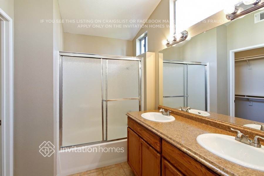 Building Photo - 10235 Basalt Ln