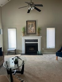 Building Photo - 35 Foxcroft Ln