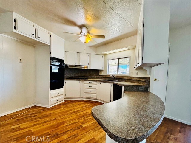 Building Photo - 30025 Alicante Dr