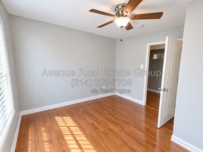 Building Photo - 516 Alcove Ave