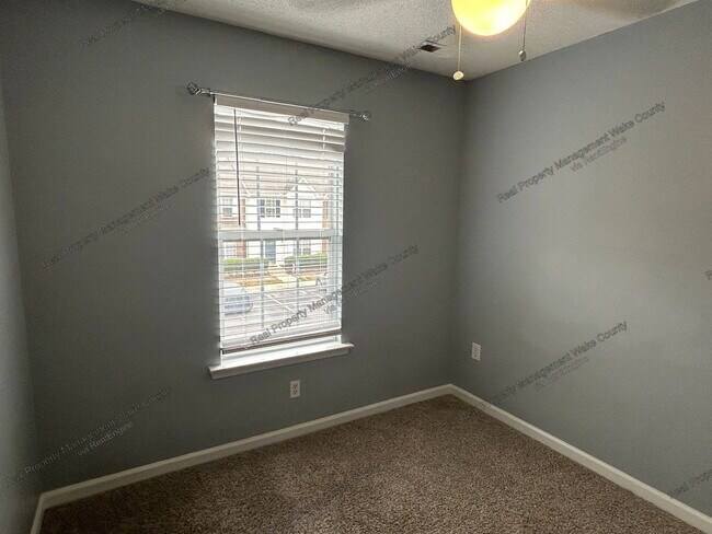Building Photo - 10815 Galand Ct
