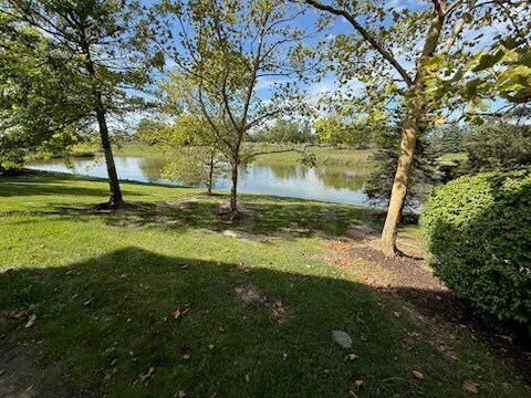 Building Photo - 47576 Pembroke Dr