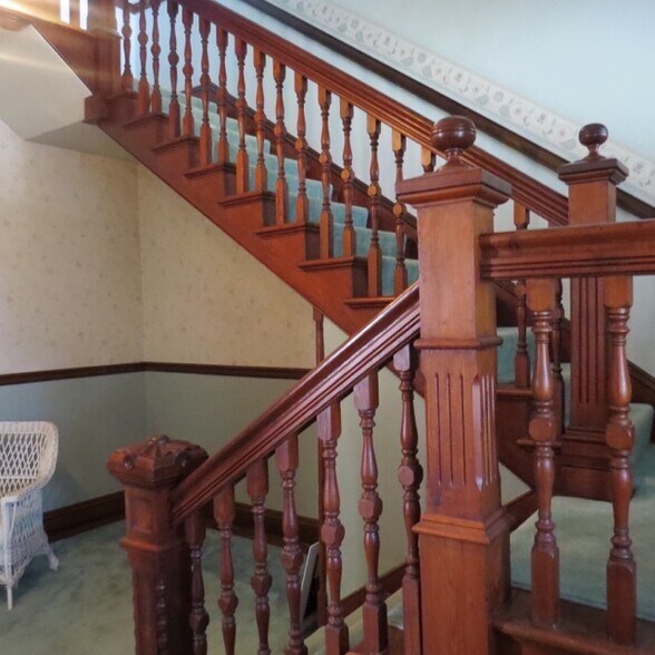 Building Photo - 711 Union St