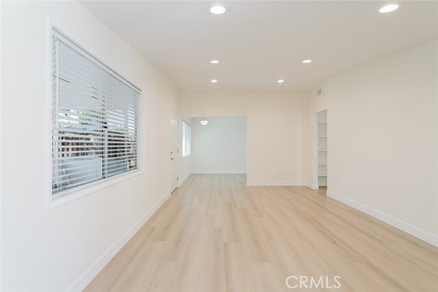 Building Photo - 16404 Donmetz St