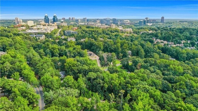 Building Photo - 5265 Peachtree Dunwoody Rd NE