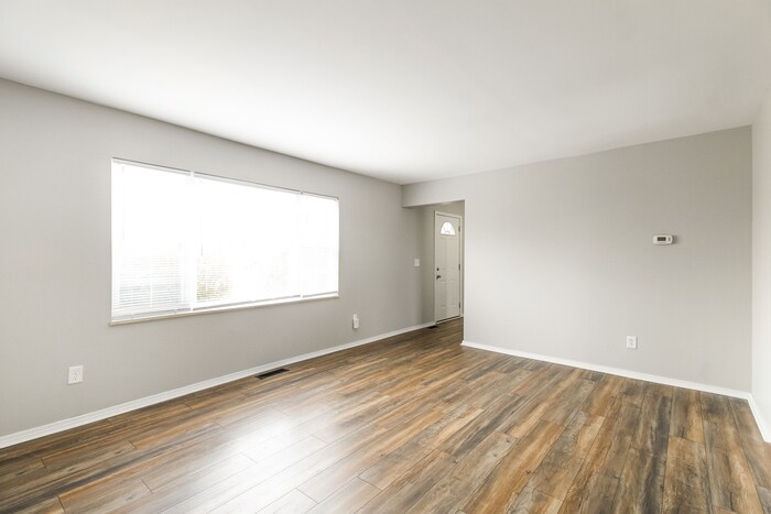 Building Photo - 3514 Concord Dr