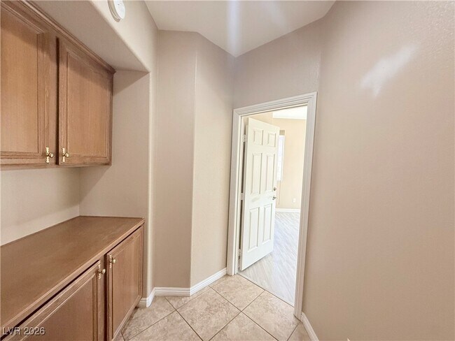 Building Photo - 7929 Limestone Arch Ave