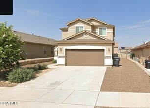 Building Photo - 1028 Aeronaut Pl