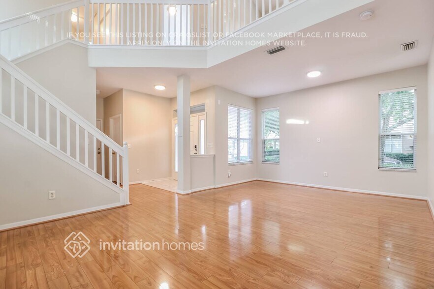 Building Photo - 12019 Deacons Croft Ln