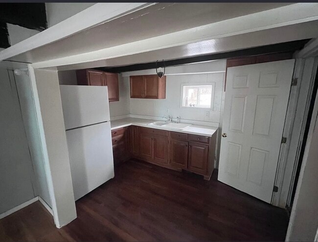 Building Photo - 309 S Maple Ave