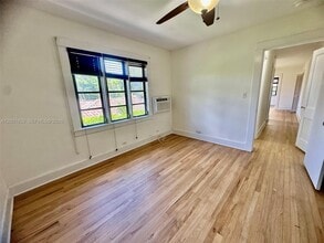 Building Photo - 3712 Anderson Rd