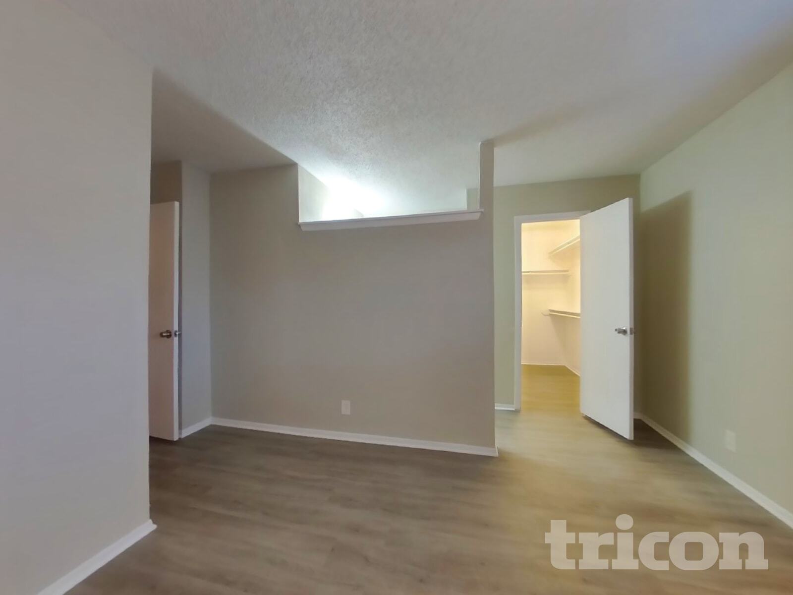 Building Photo - 7527 Ledgebrook Dr