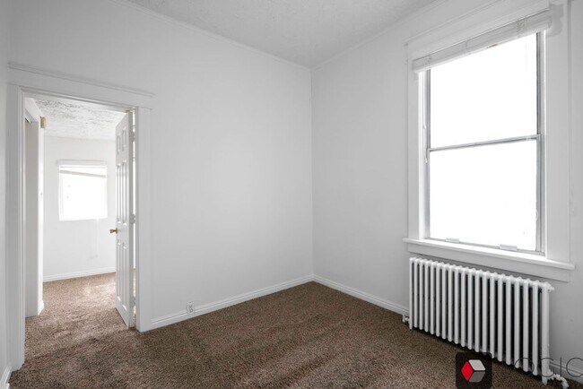 Building Photo - 764 Garfield Ave