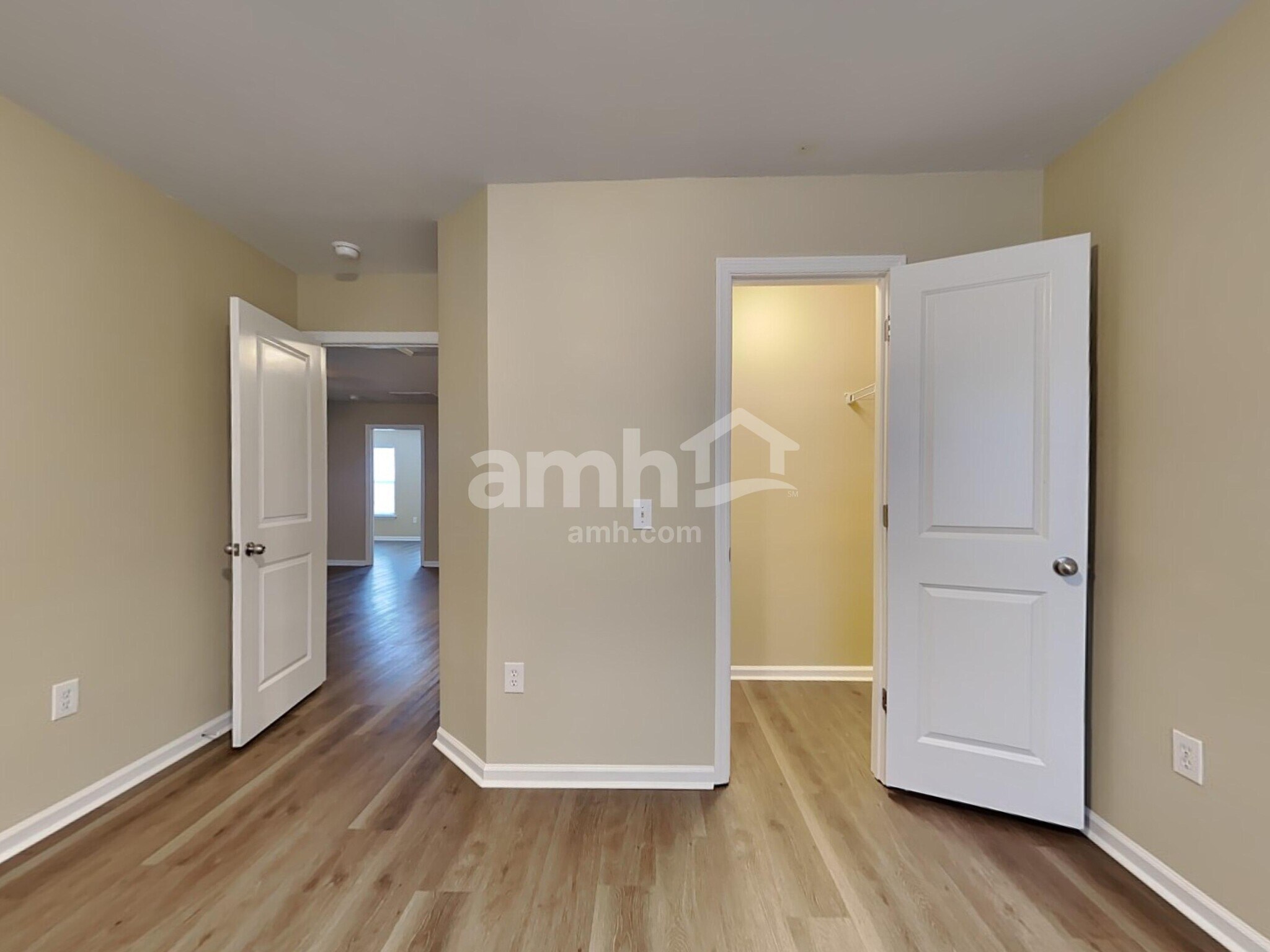 Building Photo - 1056 Whitlow Blvd