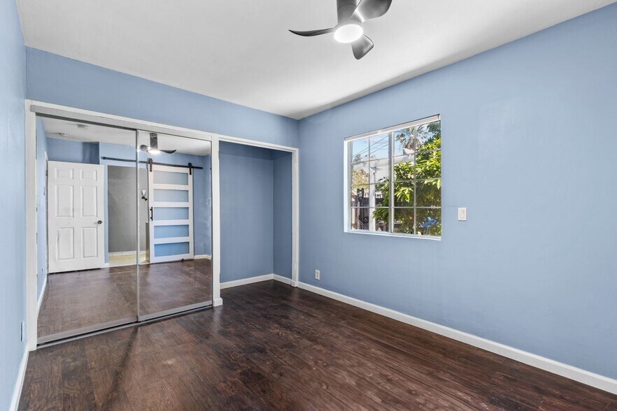 Building Photo - 19403 Welby Way