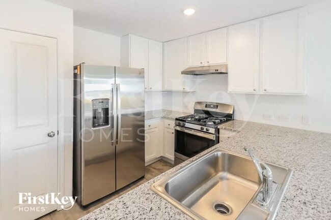 Building Photo - 131 Agave Cir