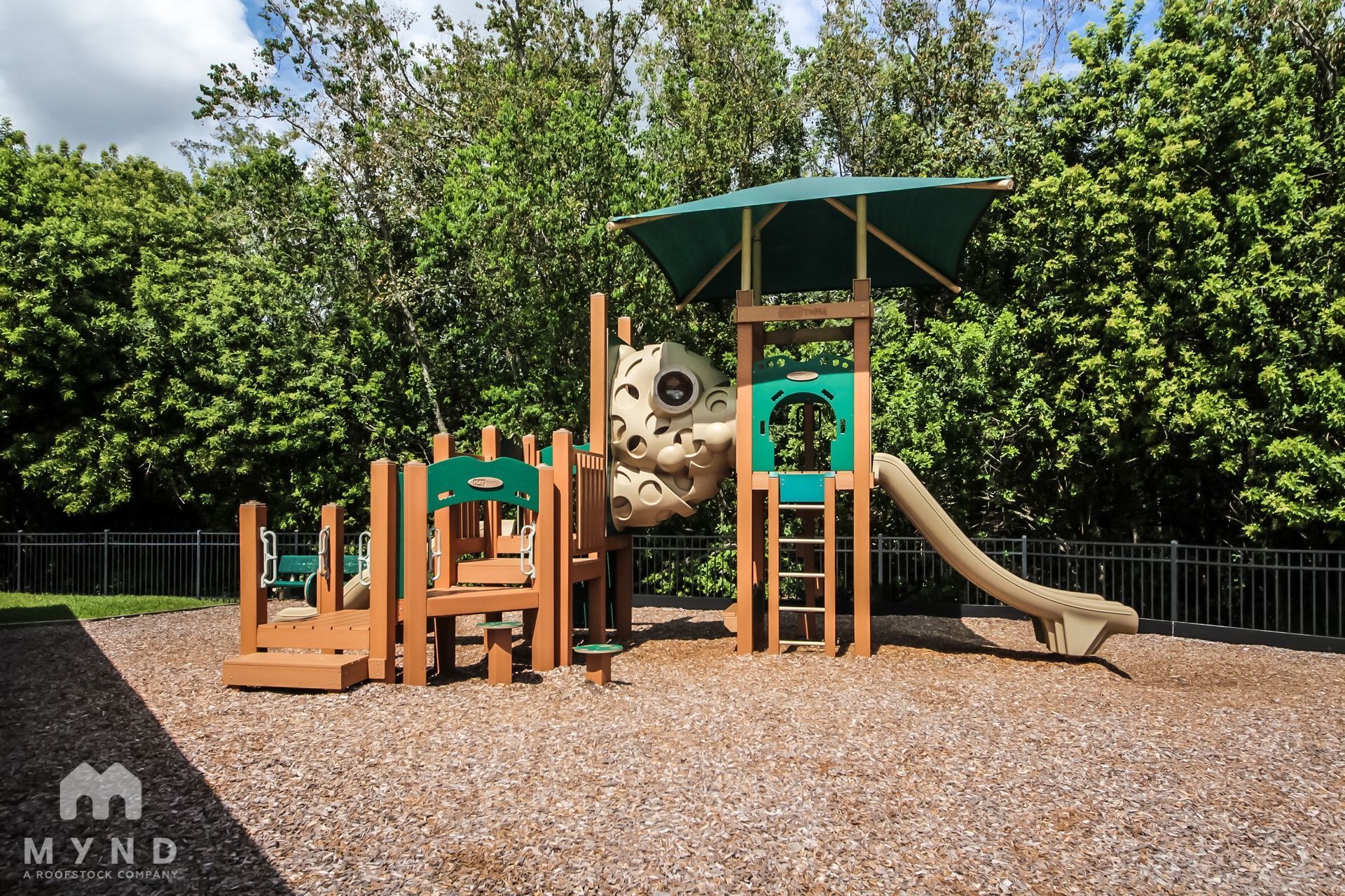 Building Photo - 723 Stonewyk Way