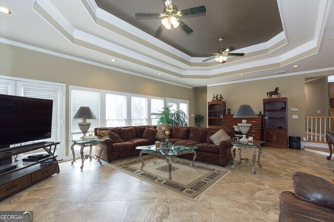 Building Photo - 5166 Wheeler Dr