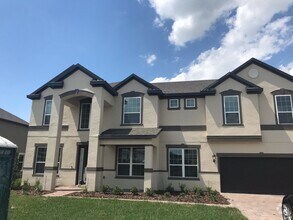 Building Photo - 6 bedroom with office downstairs 3 car gar...