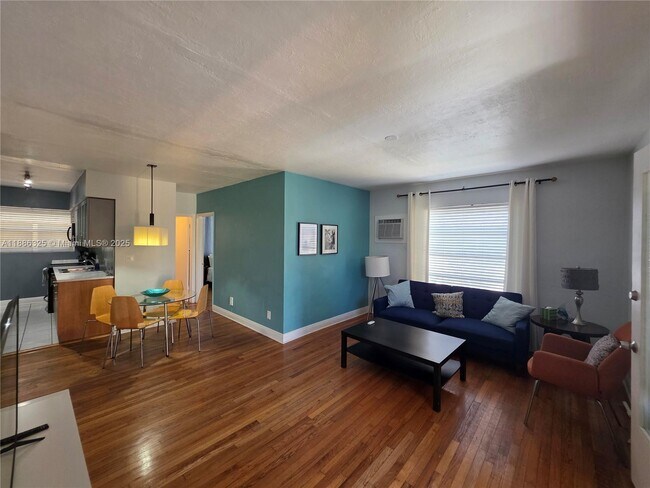 Building Photo - 8024 Harding Ave