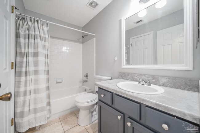 Building Photo - 4014 Glenway Dr