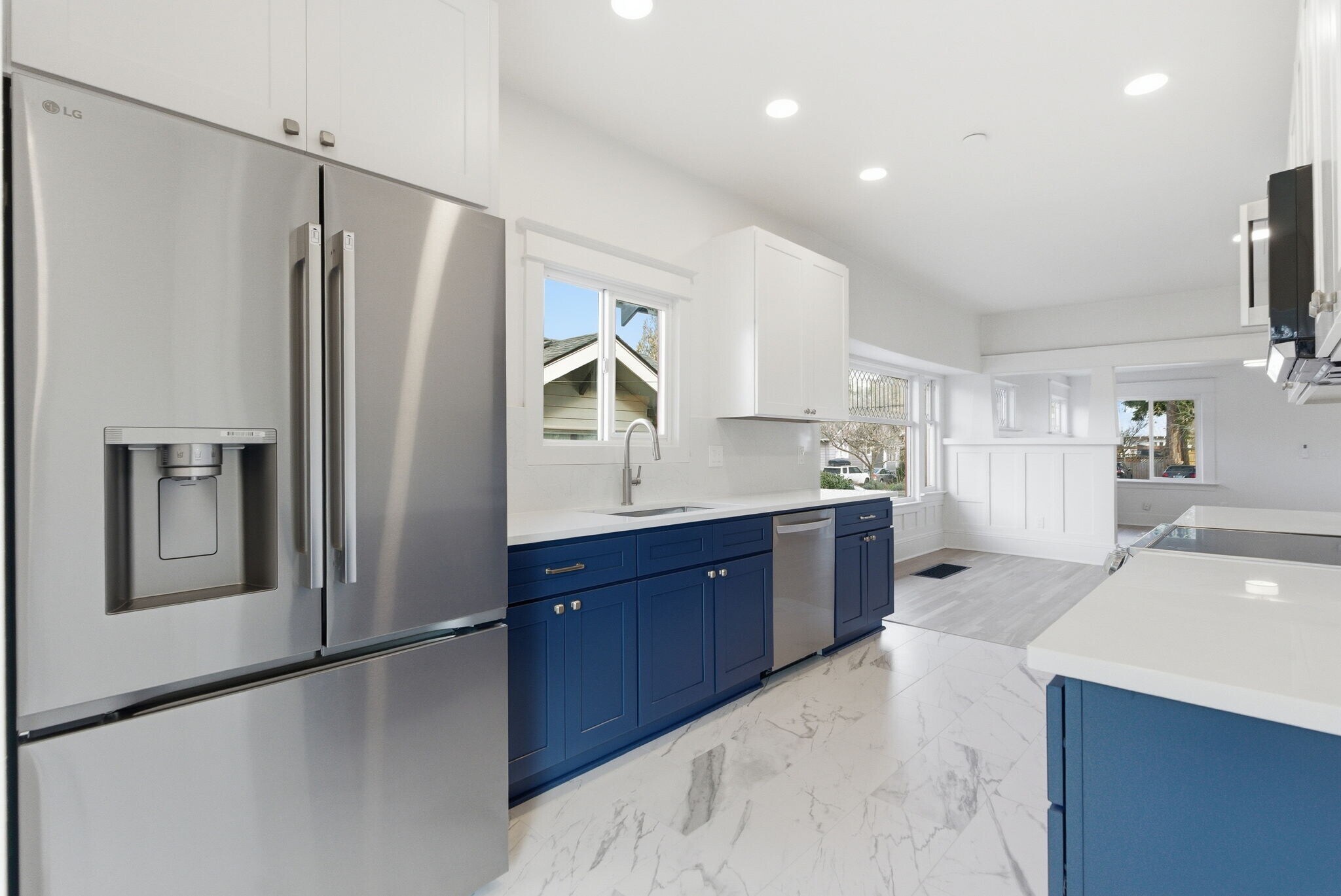 Building Photo - 2945 NE 57th Ave