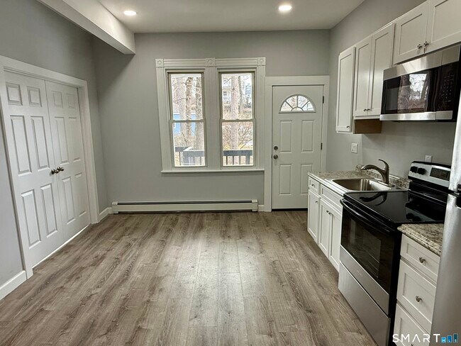 Building Photo - 78 McKinley Ave