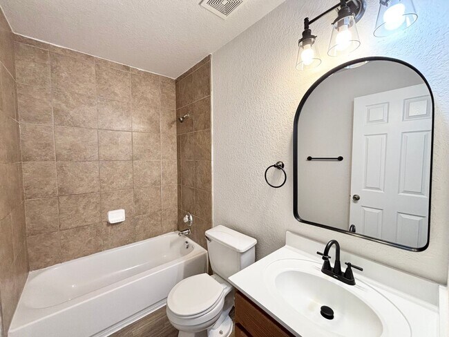 Building Photo - 6915 Opal Cliffs