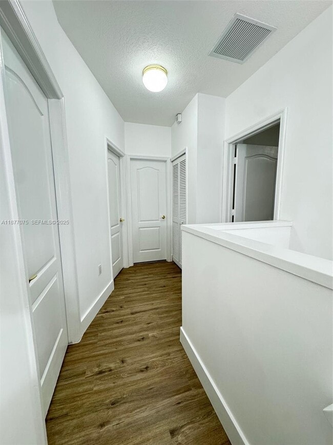 Building Photo - 10170 SW 88th St